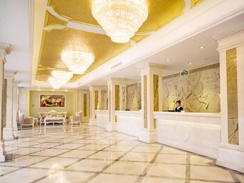 Vienna International Hotel Ningbo Wanda Экстерьер фото